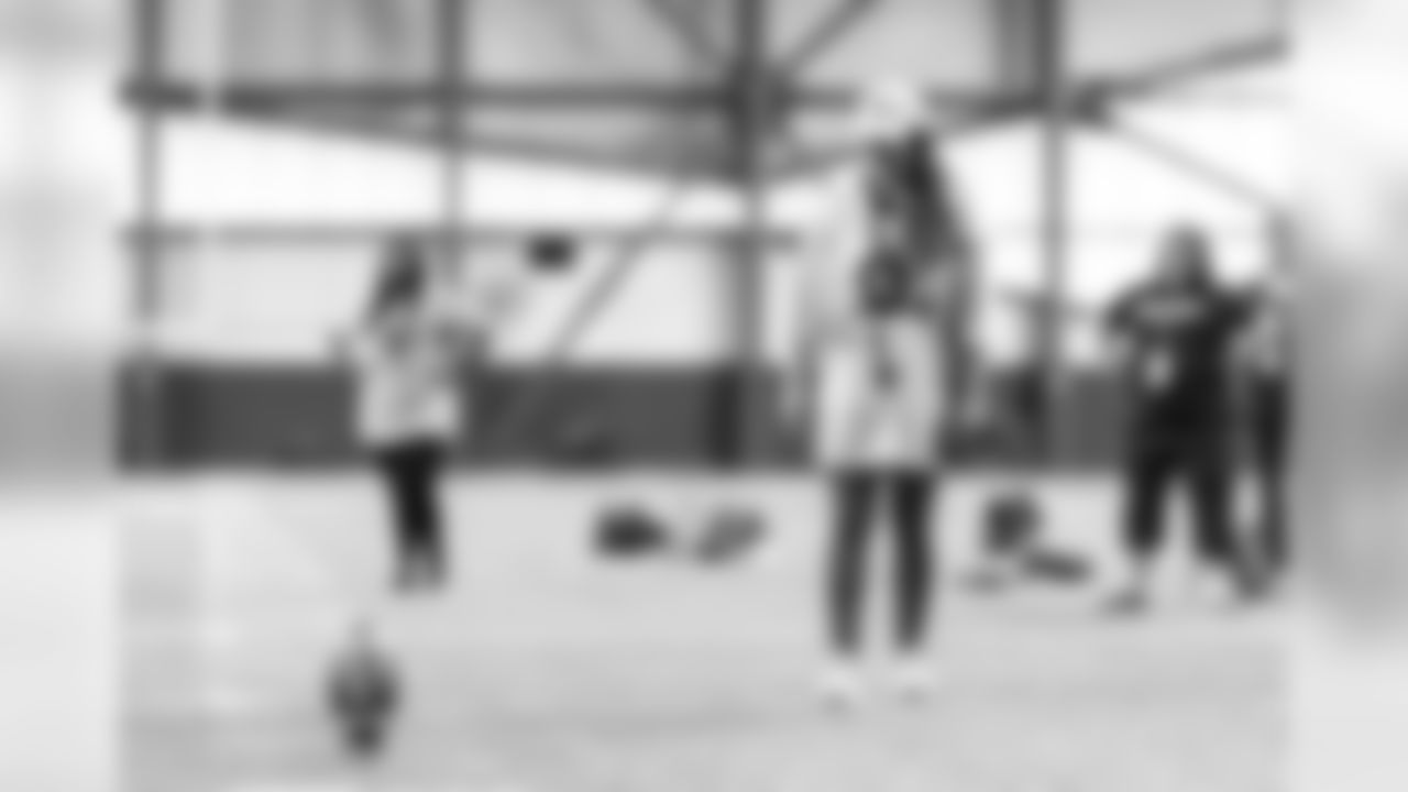 2019_0518_Event_WomensFootballCamp_0098