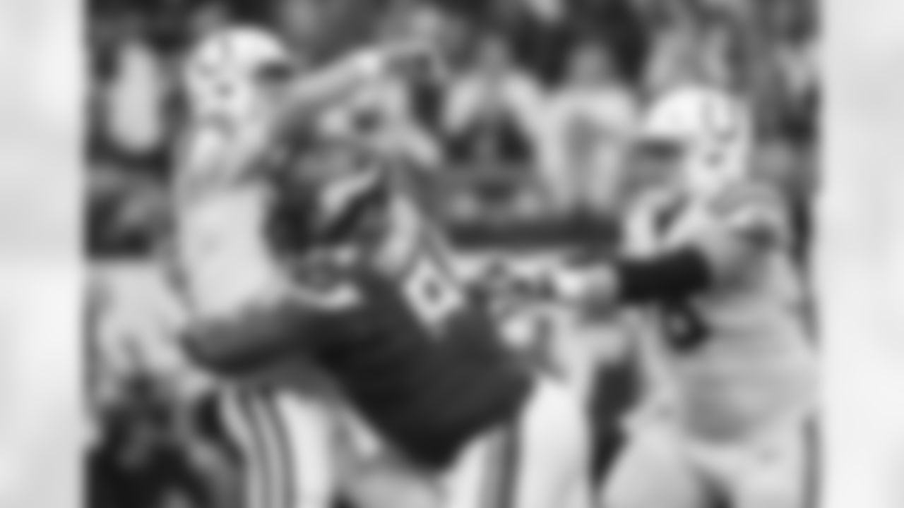 DL Dalvin Tomlinson