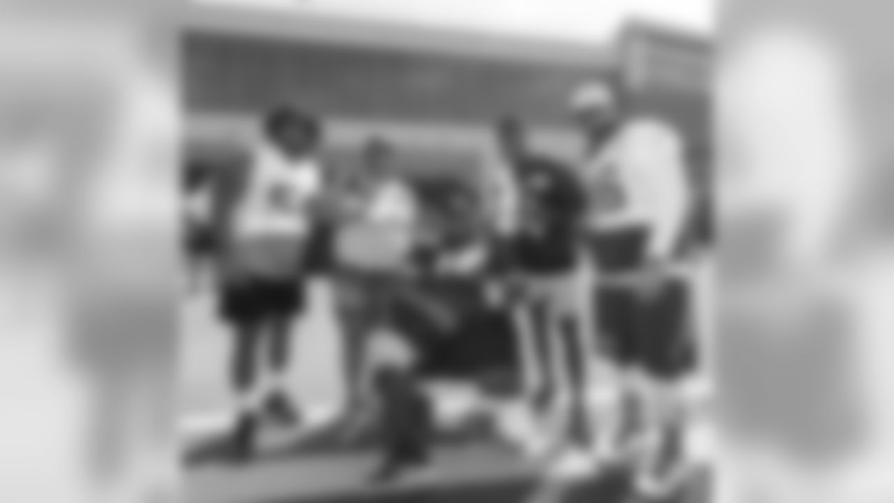 2018_0816_TrainingCamp_Walkthru_0005