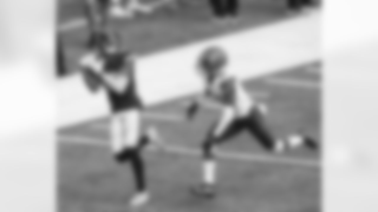 WR Justin Jefferson