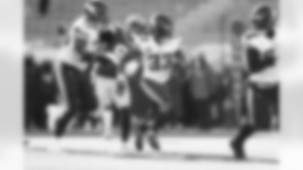 AK1_6811_1
