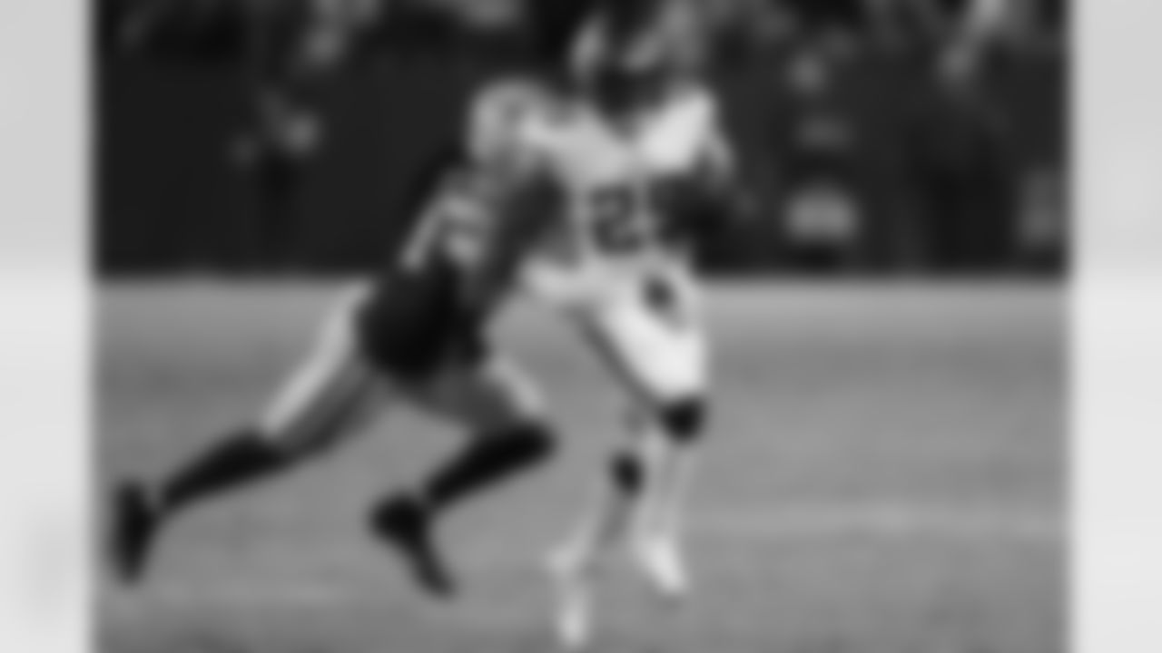 RB Alexander Mattison