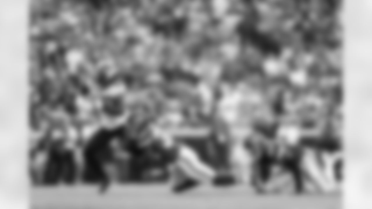 0827_Away-6-10