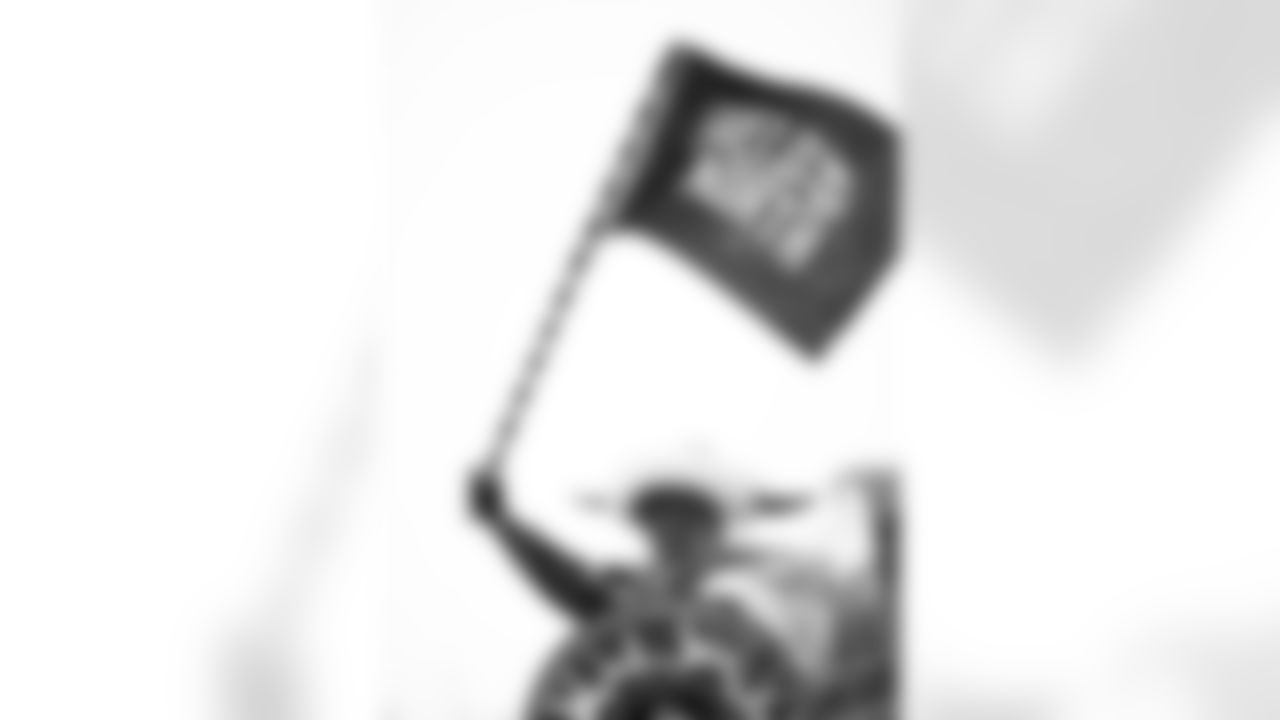 Colts_TTL_004_AndyKenutis_056