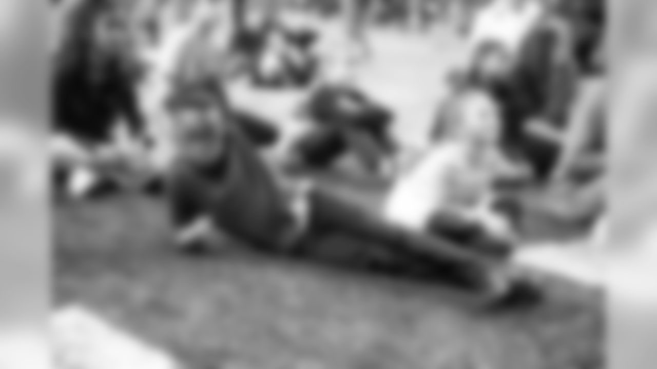 2018_1204_CR_AdoptionFunFest_0110