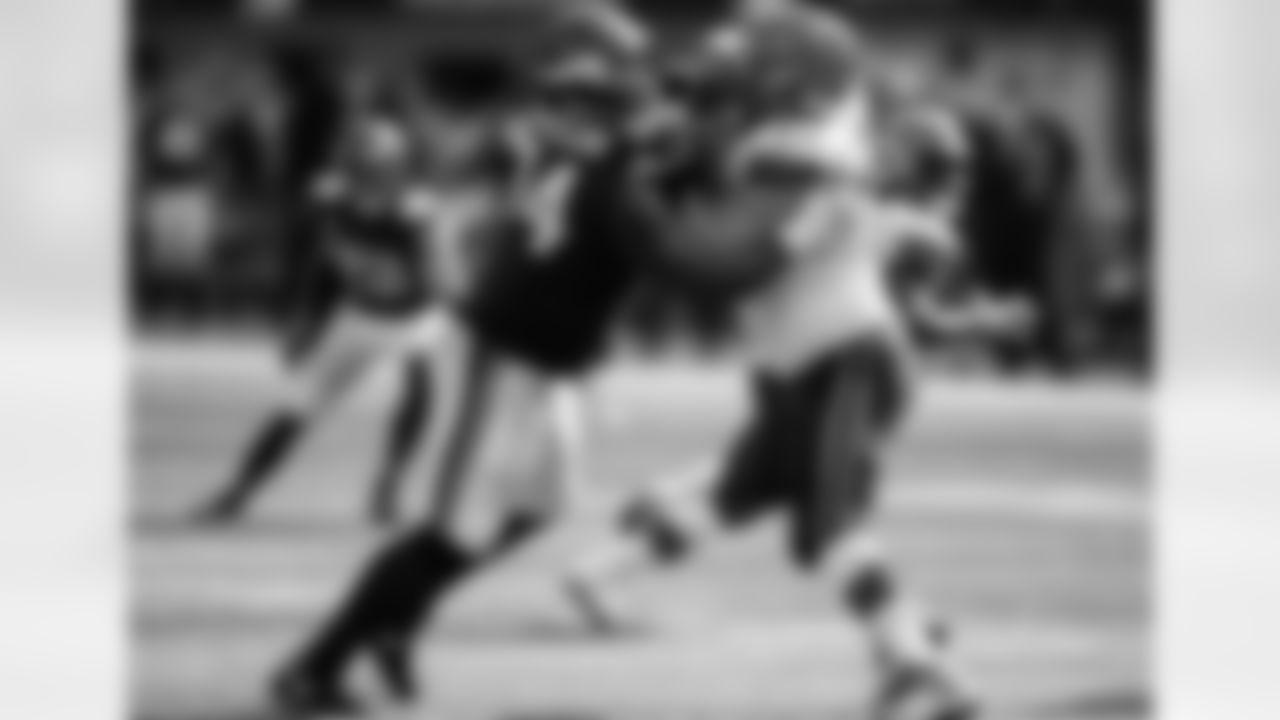 DT Dalvin Tomlinson