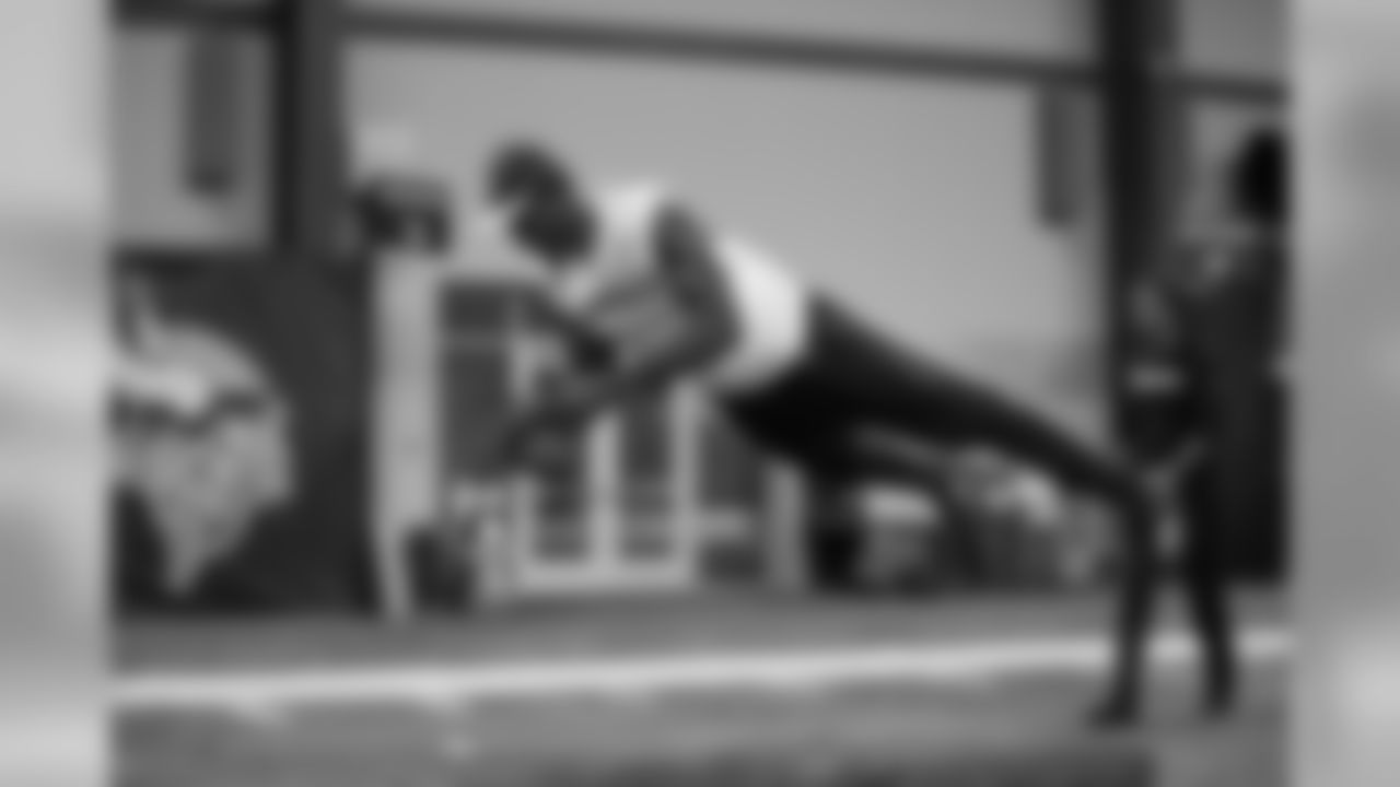 AK3_3317