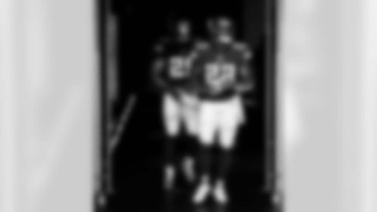 AK5D8219_1