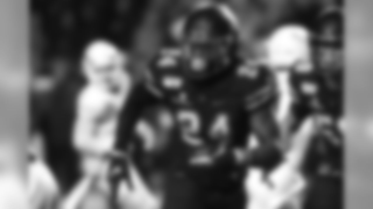 LB Akeem Davis-Gaither, Appalachian State