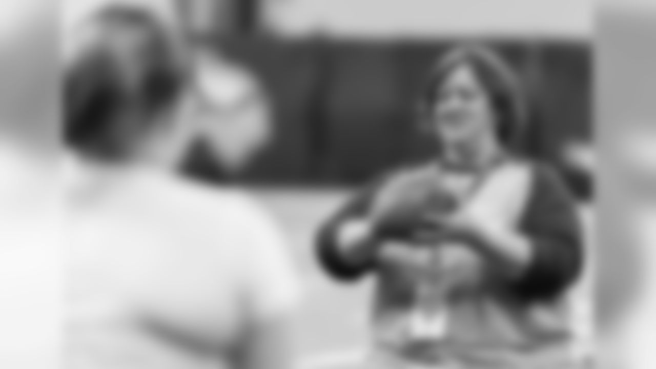 2019_0518_Event_WomensFootballCamp_0059