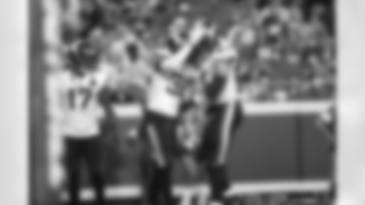0827_Away-2-34