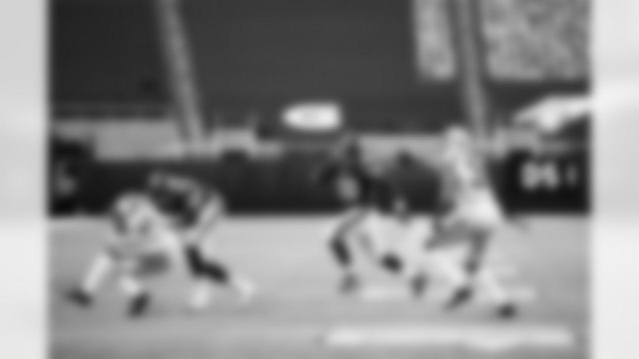2020_1129_Panthers_Home_0368