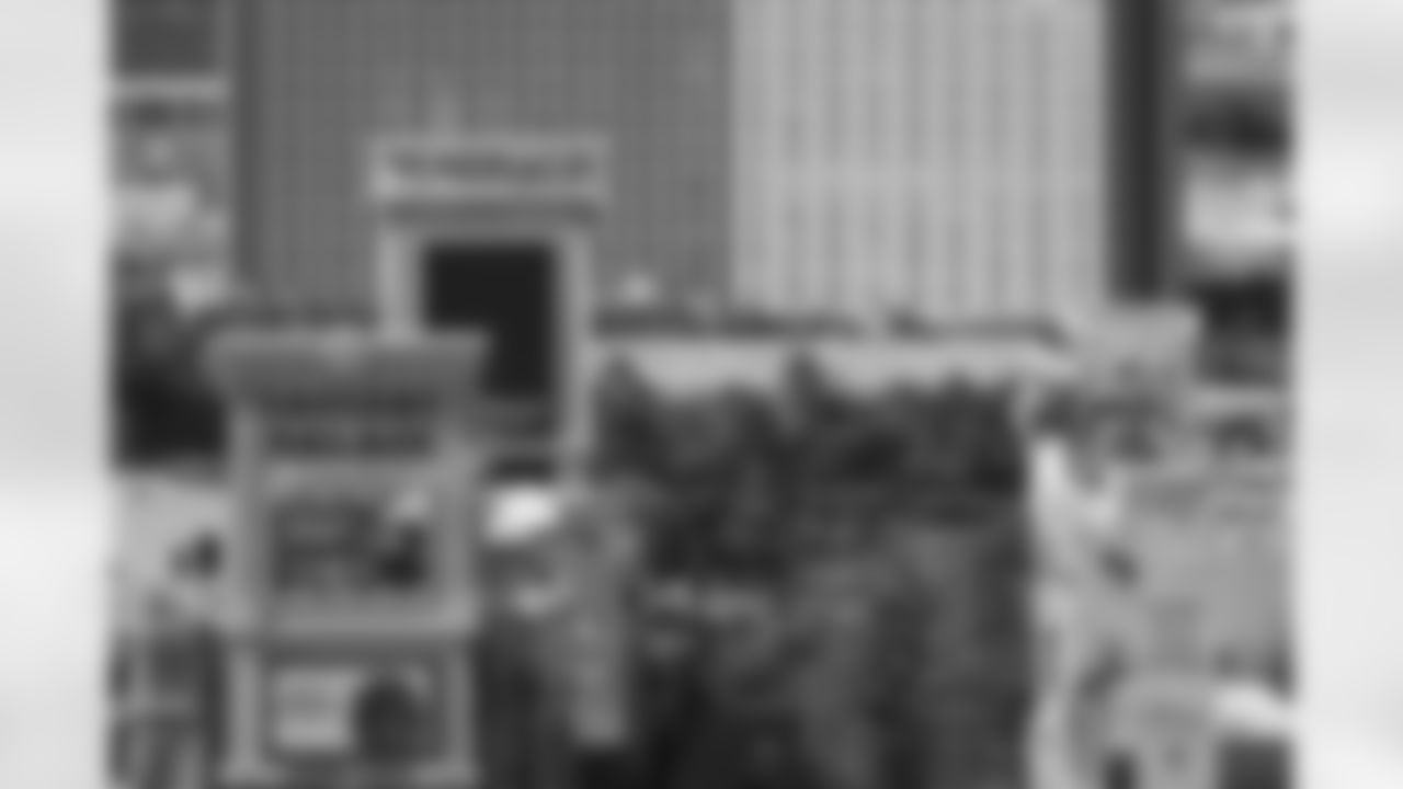 AP_22118168486584