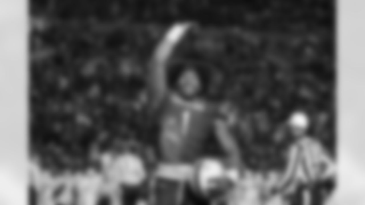 Edge rusher Kingsley Enagbare, South Carolina