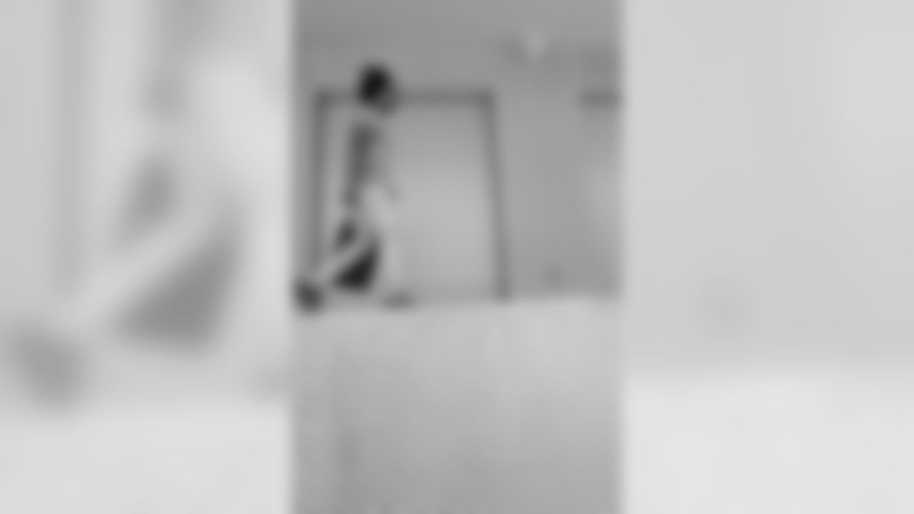 L1110472