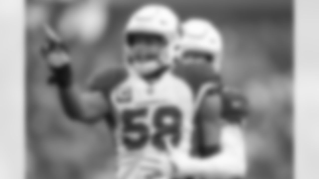 Jordan Hicks - NFL News, Rumors, & Updates