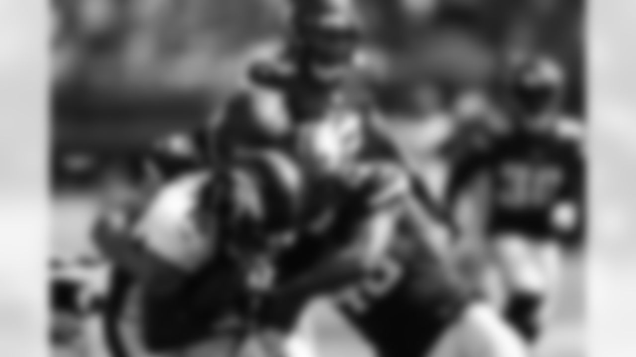 Broncos_08.14-4-9