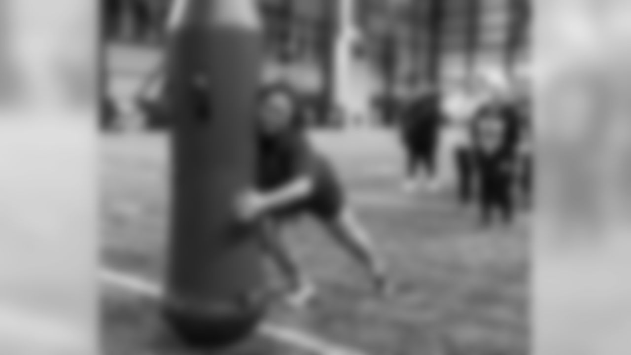 2019_0518_Event_WomensFootballCamp_0109