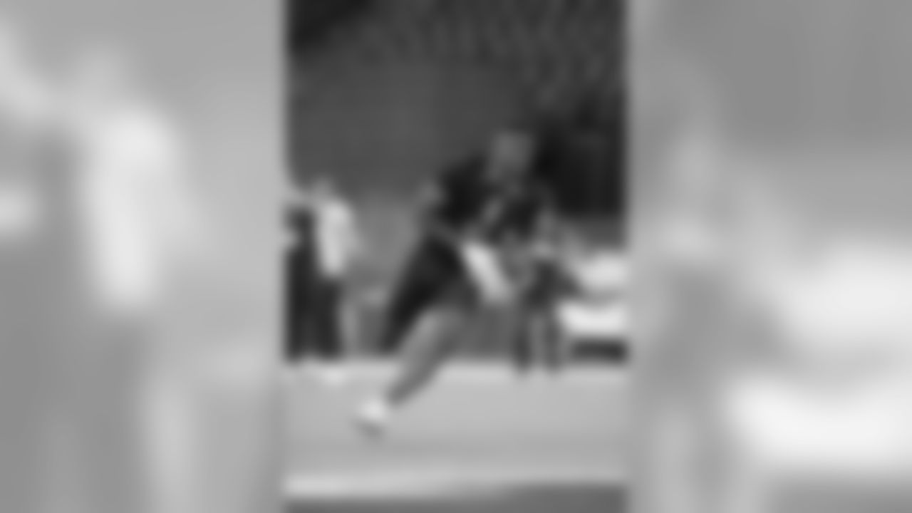 AP_19074137672617