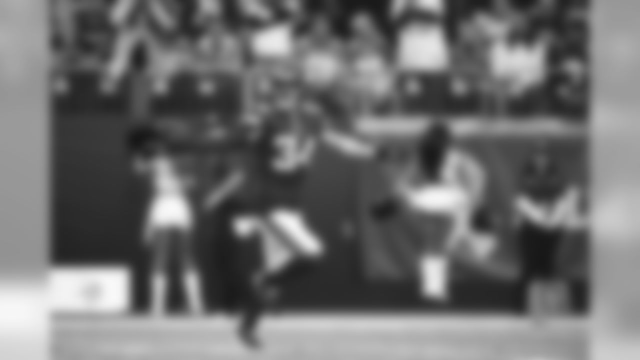2019_1117_Broncos_Home_1708