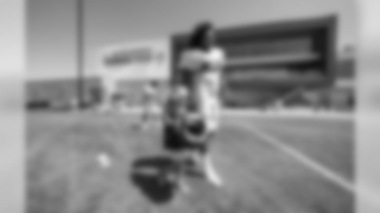 2019_0801_TrainingCamp_HelmetHike_0015