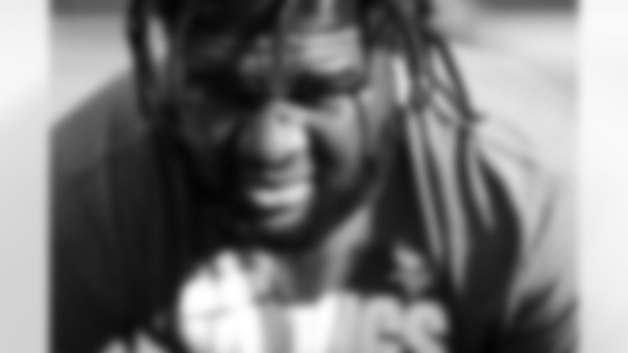 0827_Away-4
