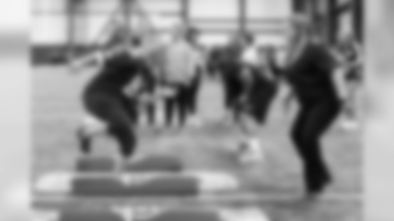 2019_0518_Event_WomensFootballCamp_0070