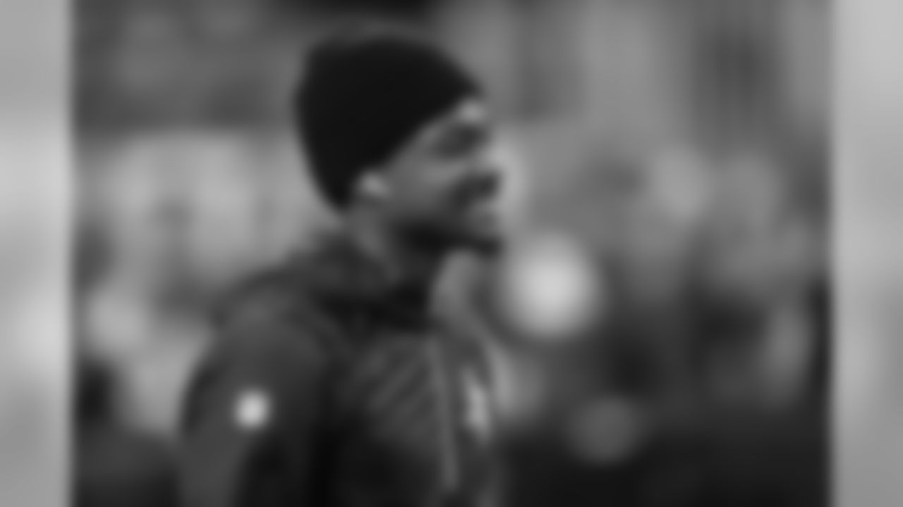 Minnesota Vikings wide receiver Stefon Diggs warms up before an NFL football game against the Detroit Lions, Sunday, Dec. 8, 2019, in Minneapolis. (AP Photo/Andy Clayton-King)