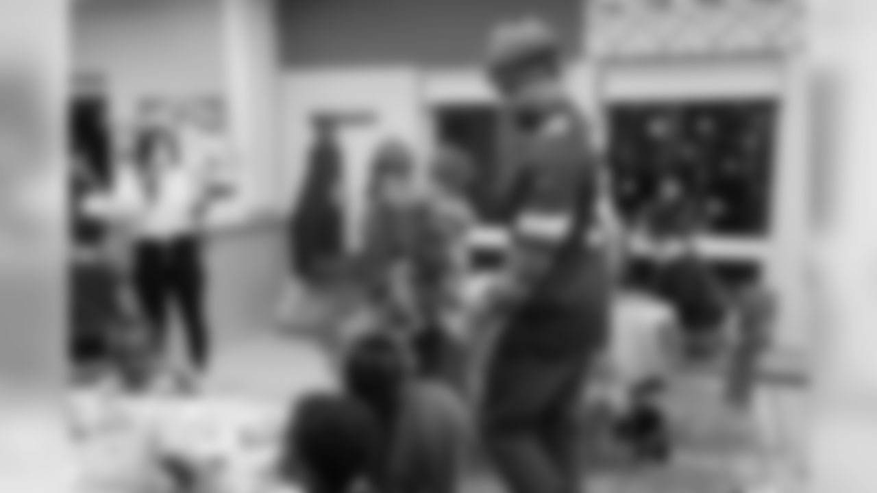 20191209_AnthonyBarrsHolidayParty_029