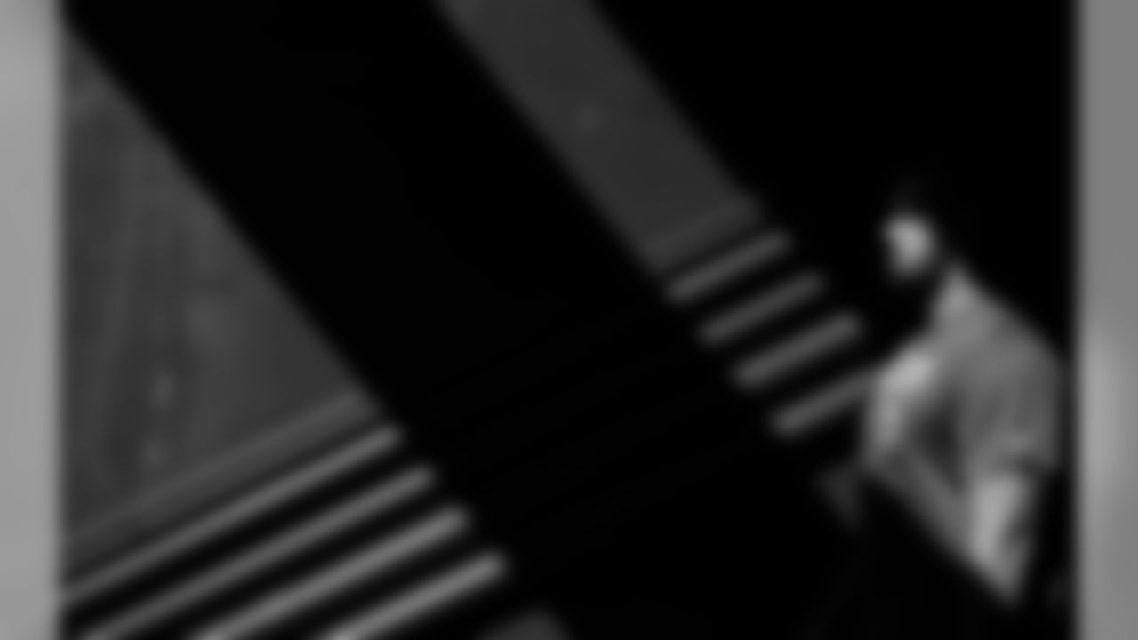 L1120842