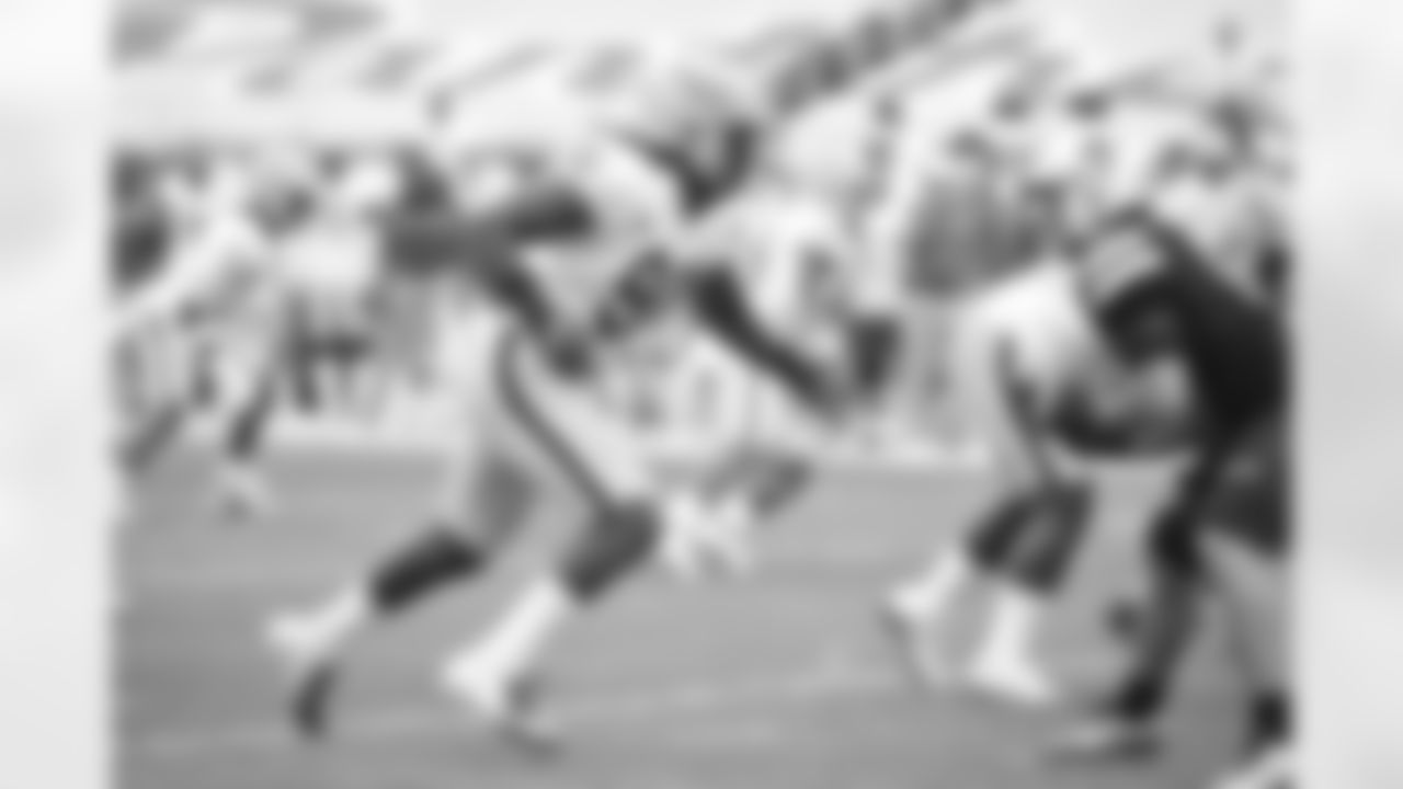 DE Patrick Jones, Third Round (No. 90)