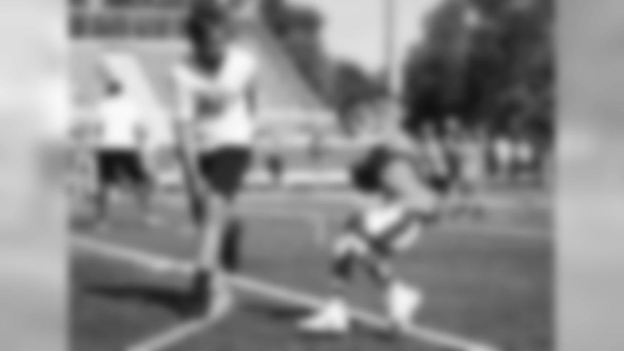 An image from July 18, 2018 of the Kyle Rudolph Pro Camp held at Providence Academy in Plymouth, MN.