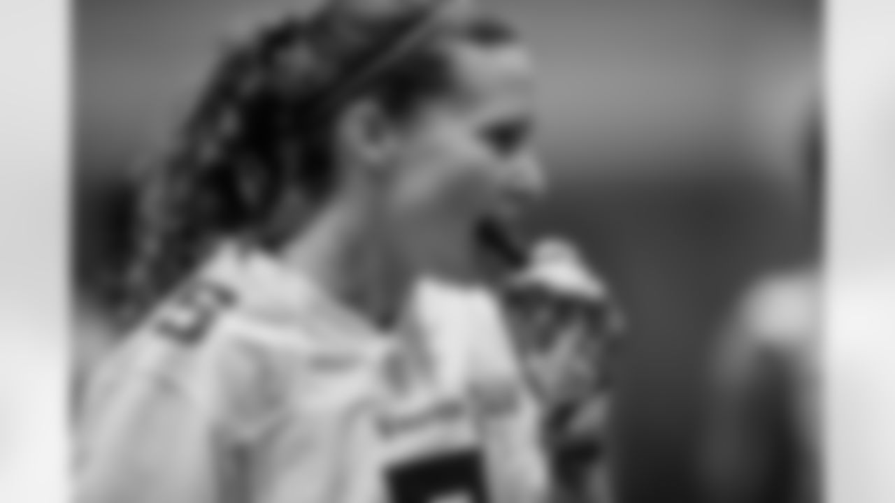 221015-SpecialOlympicsUnifiedFlag-LS0026