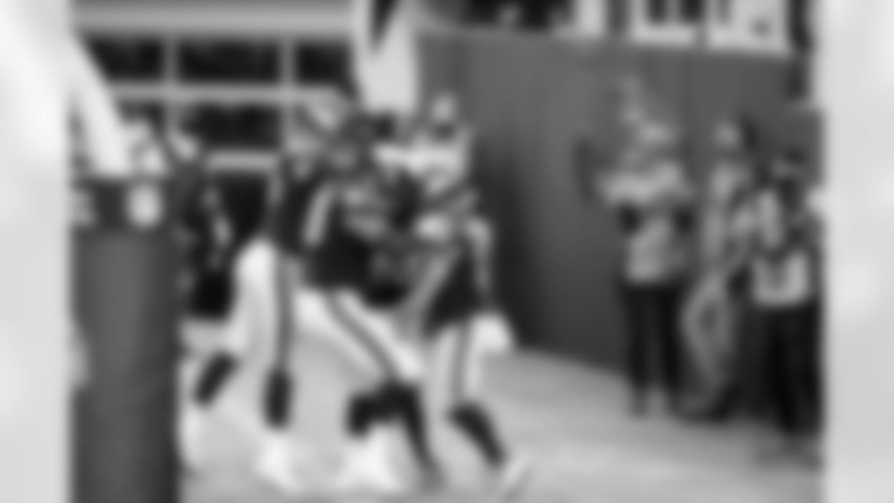 Panthers_Home-230
