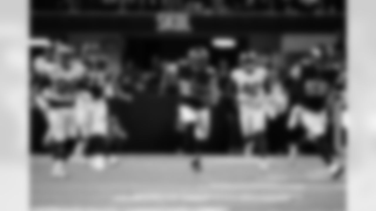 TE Tyler Conklin