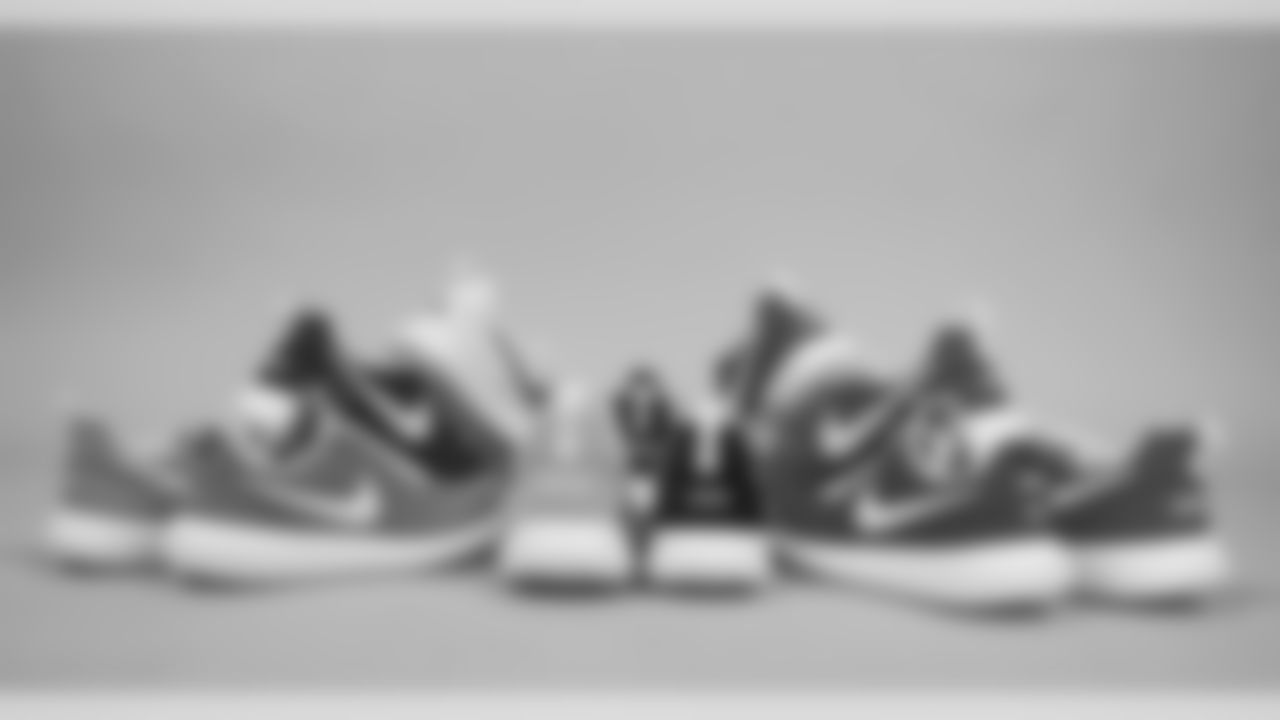 2018_1011_CrucialCatchShoes_0069