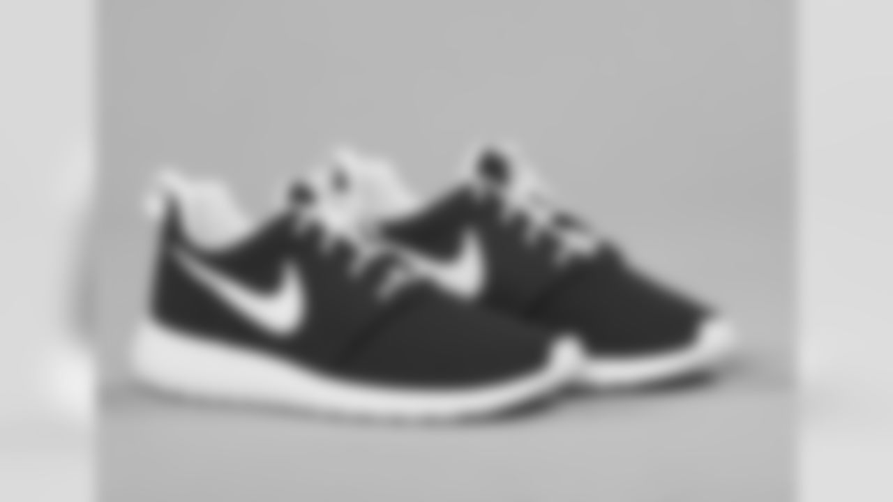 2018_1011_CrucialCatchShoes_0030