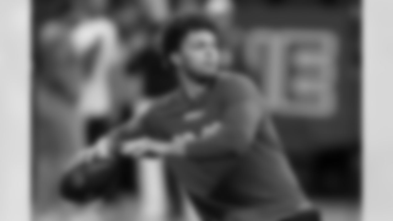 QB Jaren Hall