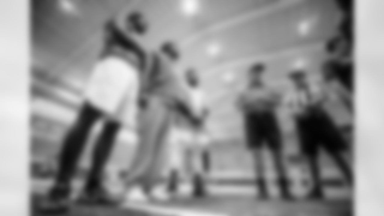 221015-SpecialOlympicsUnifiedFlag-LS0011