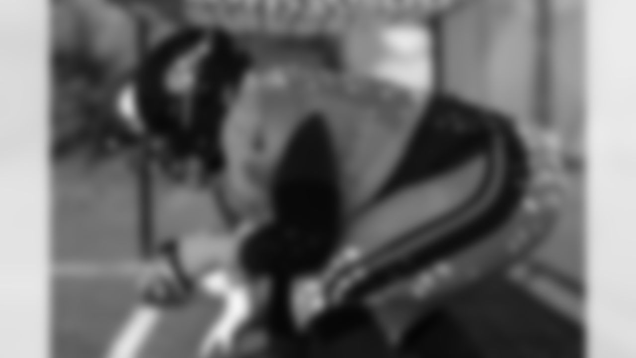 20211103HB (2 of 23)