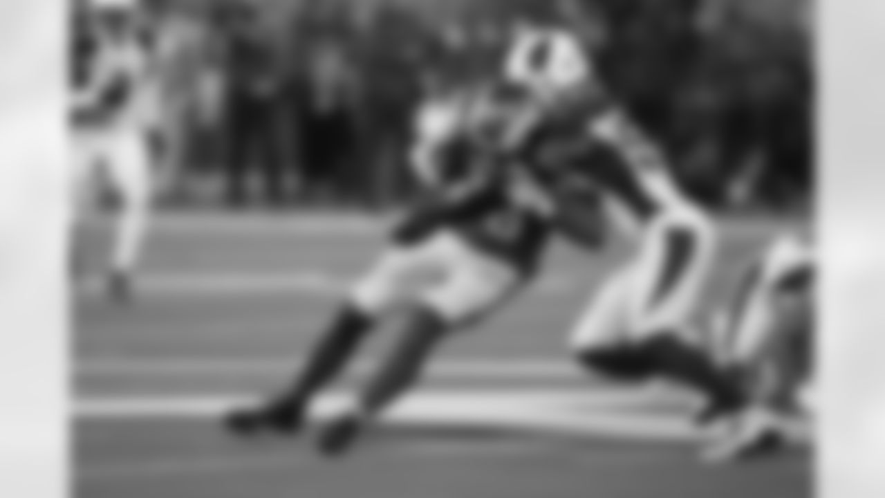 LB Jordan Hicks
