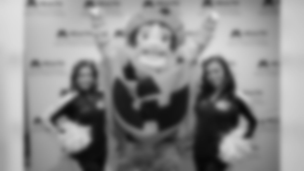 2018_1030_CR_HolidayHuddleHalloween_0005