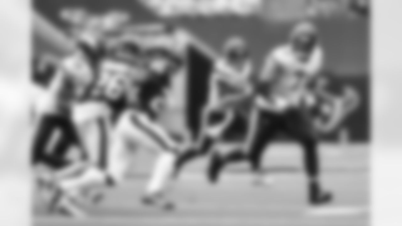 2020_1004_Texans_Away_Q2_0014