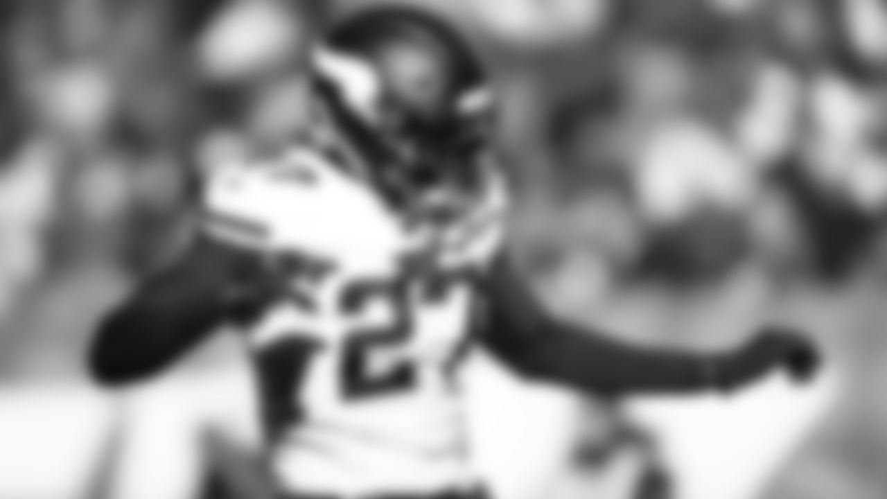 S Jayron Kearse
