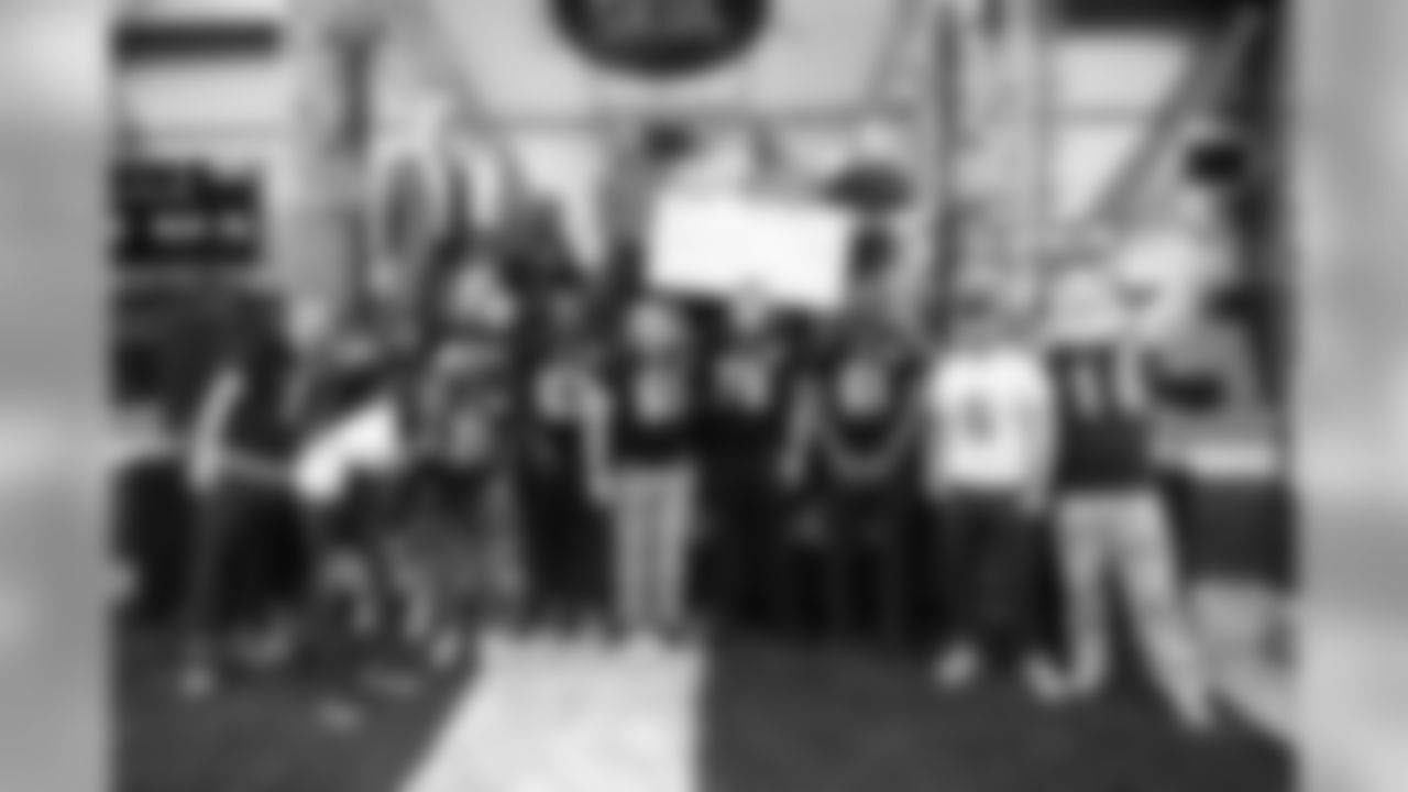 2018_1204_CR_AdoptionFunFest_0100