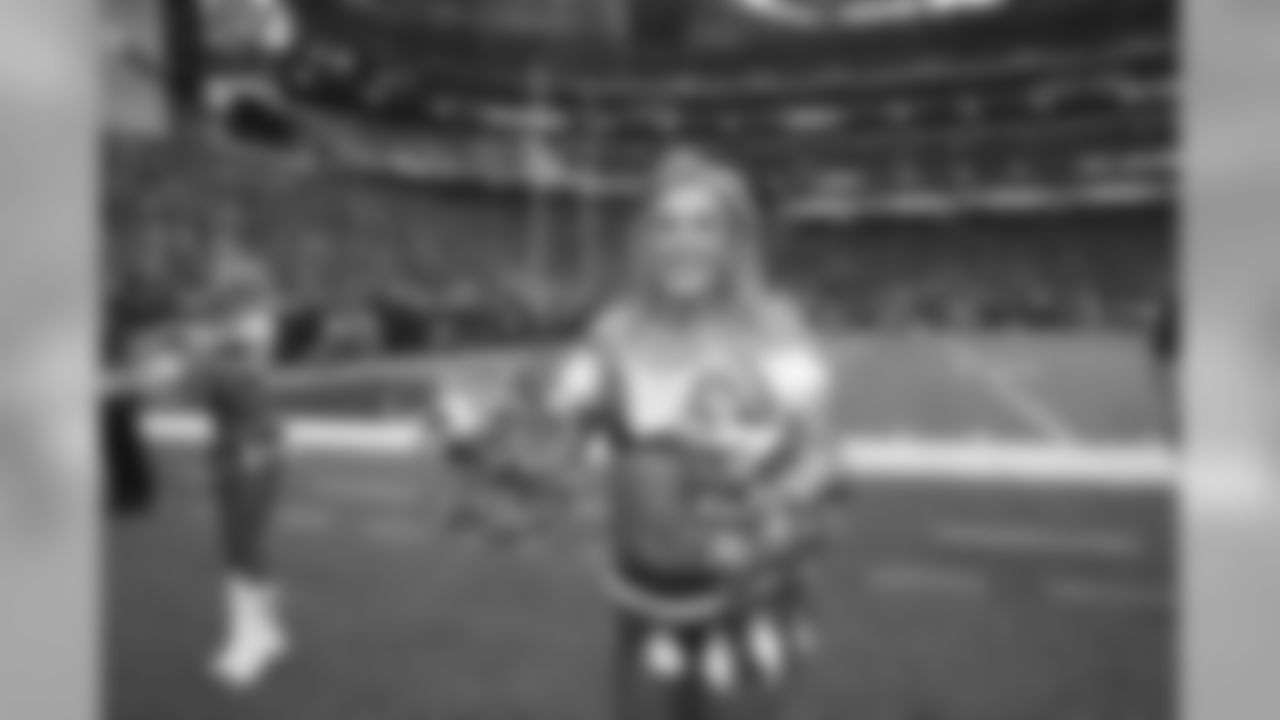 2018_0909_49ers_Cheer_0013