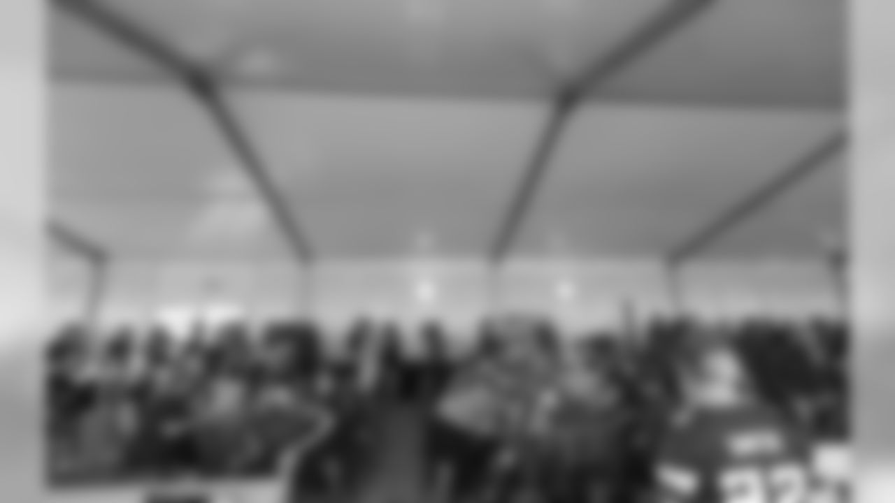 2018_0814_Event_VikingsWomenVIPTent_0006