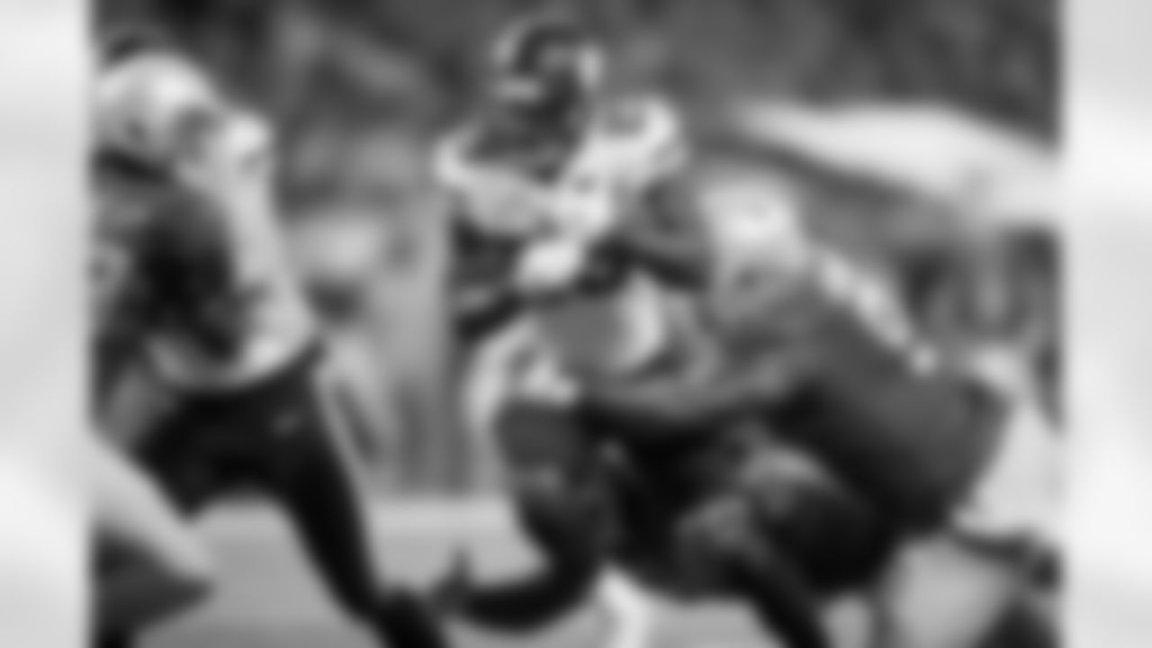 2017_1123_Lions_Away_TTL_0041