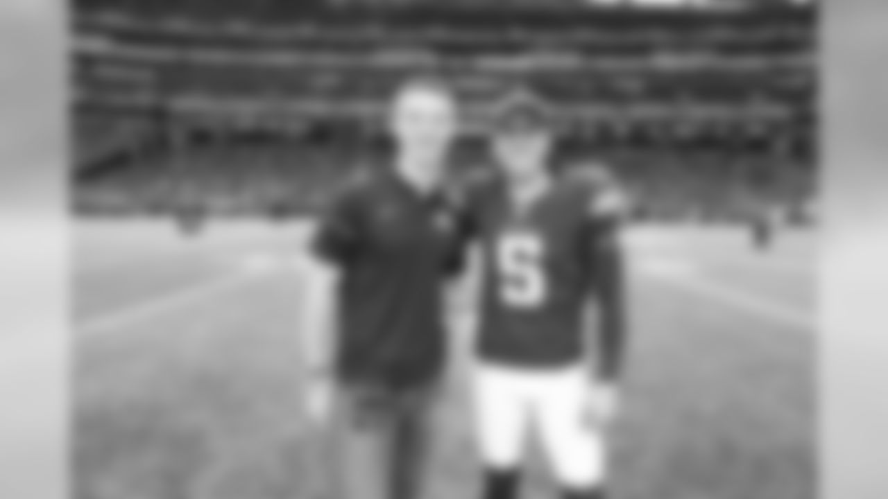 2019_1013_Eagles_Home_0651