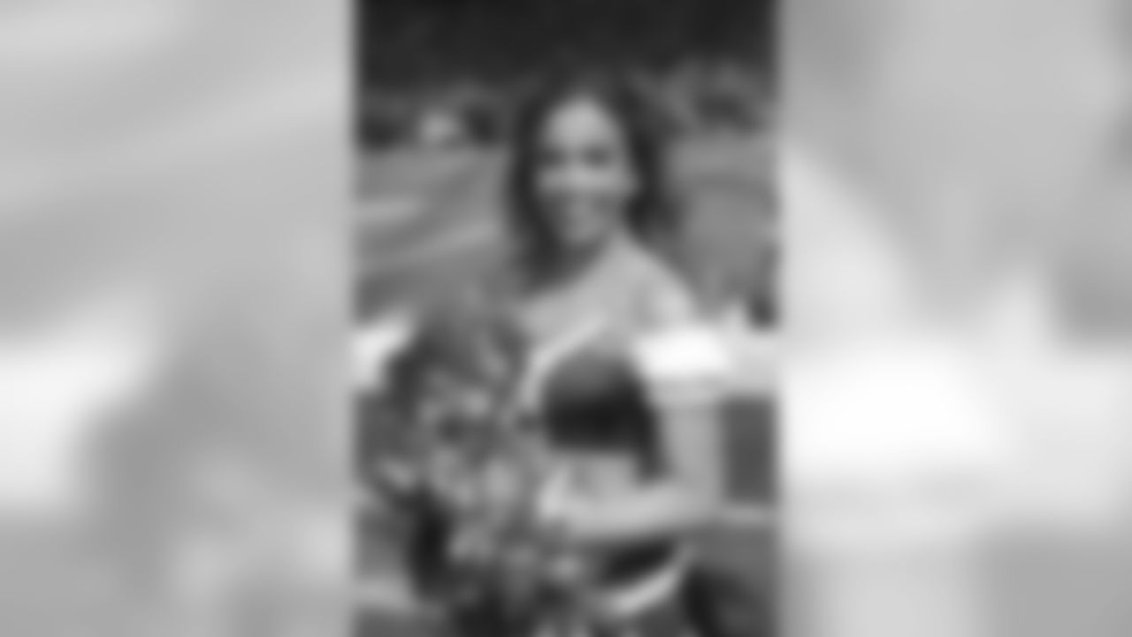 2018_0909_49ers_Cheer_0023